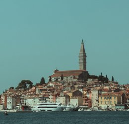 Туры в Ровинь 2025 - цены на путевки в Хорватию из Москвы от туроператора Coral Travel