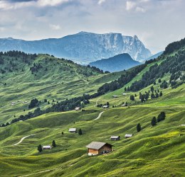 Туры в Валь Гардену 2025 - цены на путевки в Италию из Москвы от туроператора Coral Travel