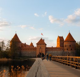 Туры в Литву 2025 из Москвы - цена на отдых от туроператора Coral Travel