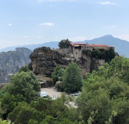 Туры в Каламбаку 2025 - цены на путевки в Грецию из Москвы от туроператора Coral Travel