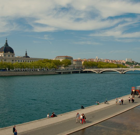 Туры в Лион 2025 - цены на путевки во Францию из Москвы от туроператора Coral Travel