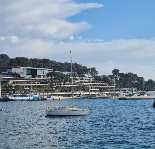 Туры в Ровинь 2025 - цены на путевки в Хорватию из Москвы от туроператора Coral Travel