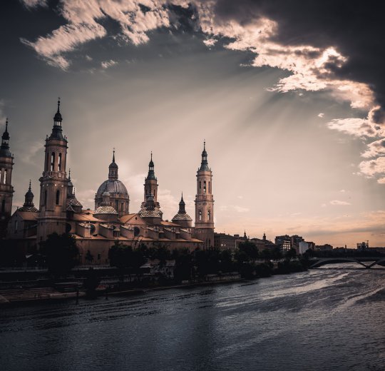 Туры в Сарагосу 2025 - цены на путевки в Испанию из Москвы от туроператора Coral Travel