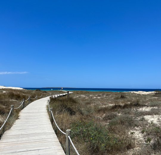 Туры на о. Форментера 2025 - цены на путевки в Испанию из Москвы от туроператора Coral Travel