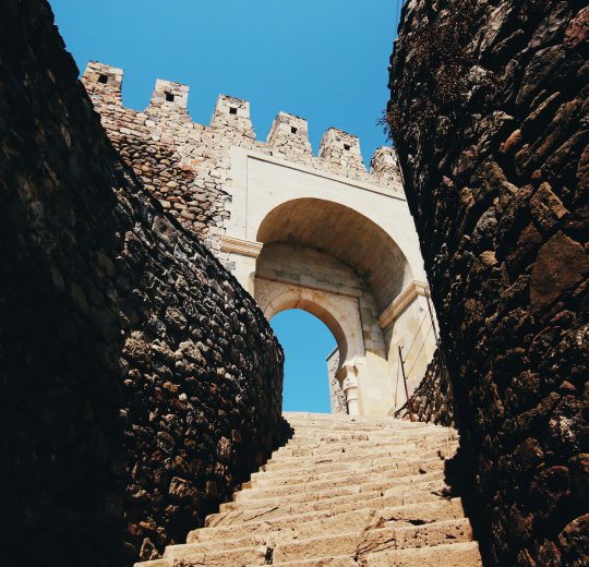 Туры в Грузию 2025 из Москвы - цена на отдых от туроператора Coral Travel