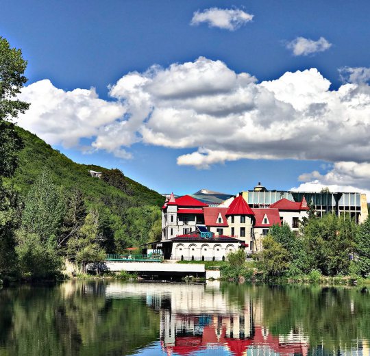 Туры в Джермук 2025 - цены на путевки в Армению из Москвы от туроператора Coral Travel