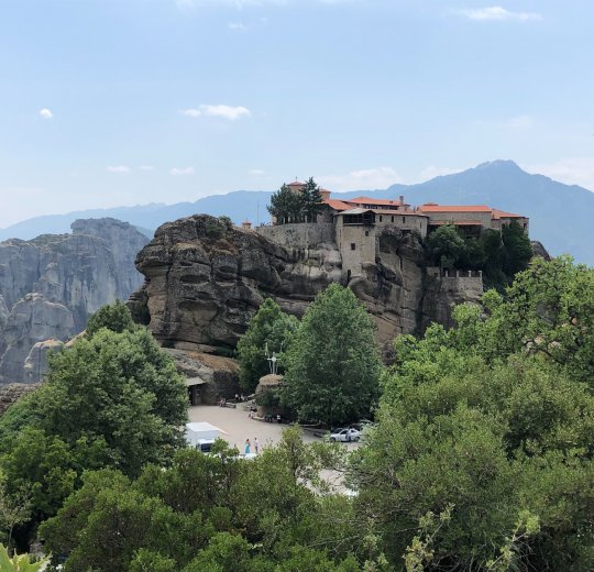 Туры в Каламбаку 2025 - цены на путевки в Грецию из Москвы от туроператора Coral Travel