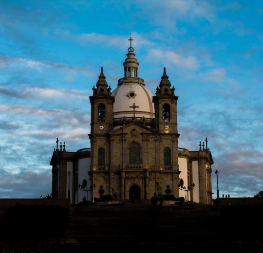 Туры в Брагу 2025 - цены на путевки в Португалию из Москвы от туроператора Coral Travel