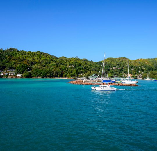 Туры на о. Силуэт 2025 - цены на путевки на Сейшелы из Москвы от туроператора Coral Travel